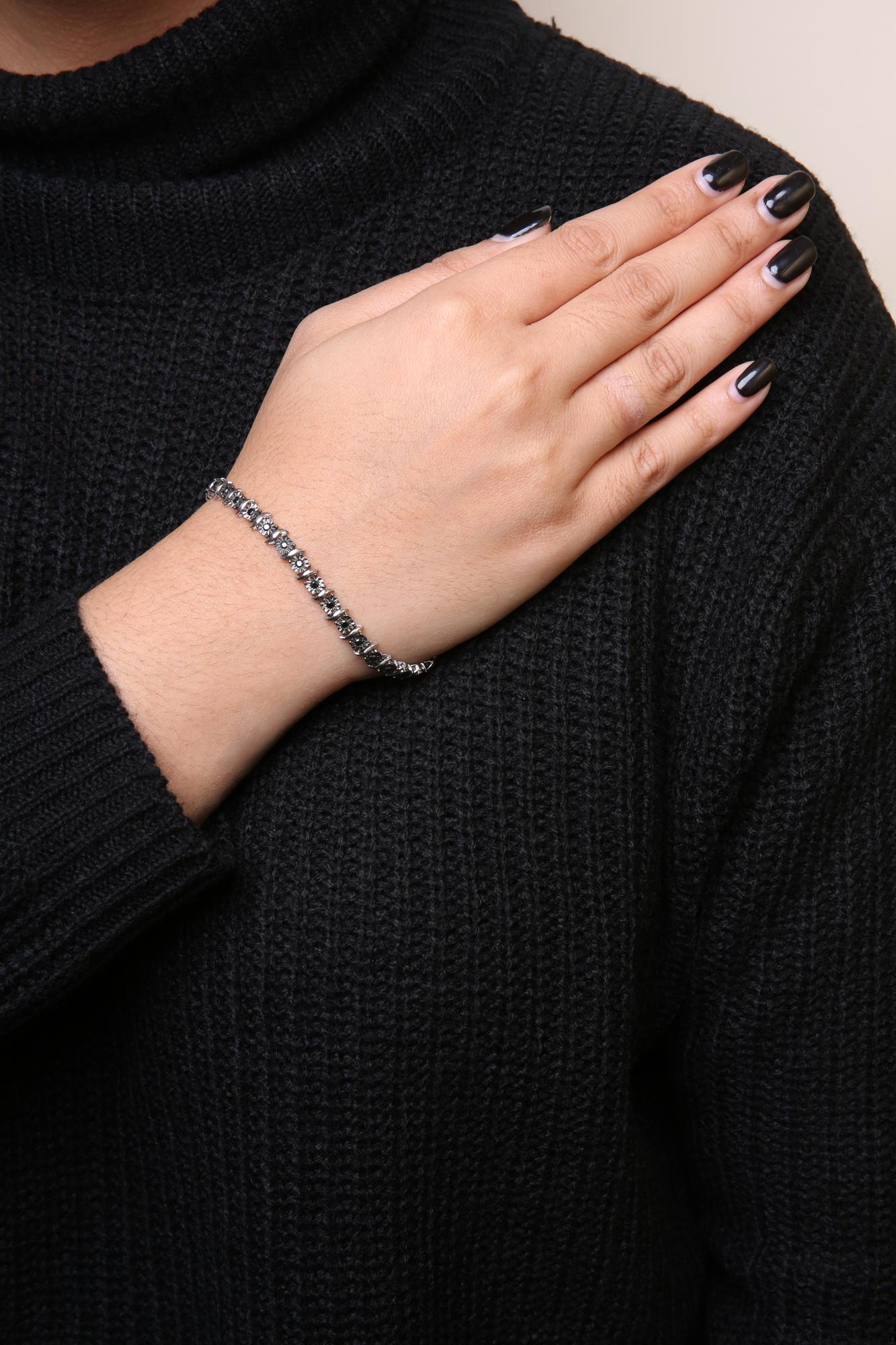 .925 Sterling Silver 1.0 Cttw Black Treated Diamond S-Curve Link Miracle-Set 7" Tennis Bracelet (Black Color, I2-I3 Clar