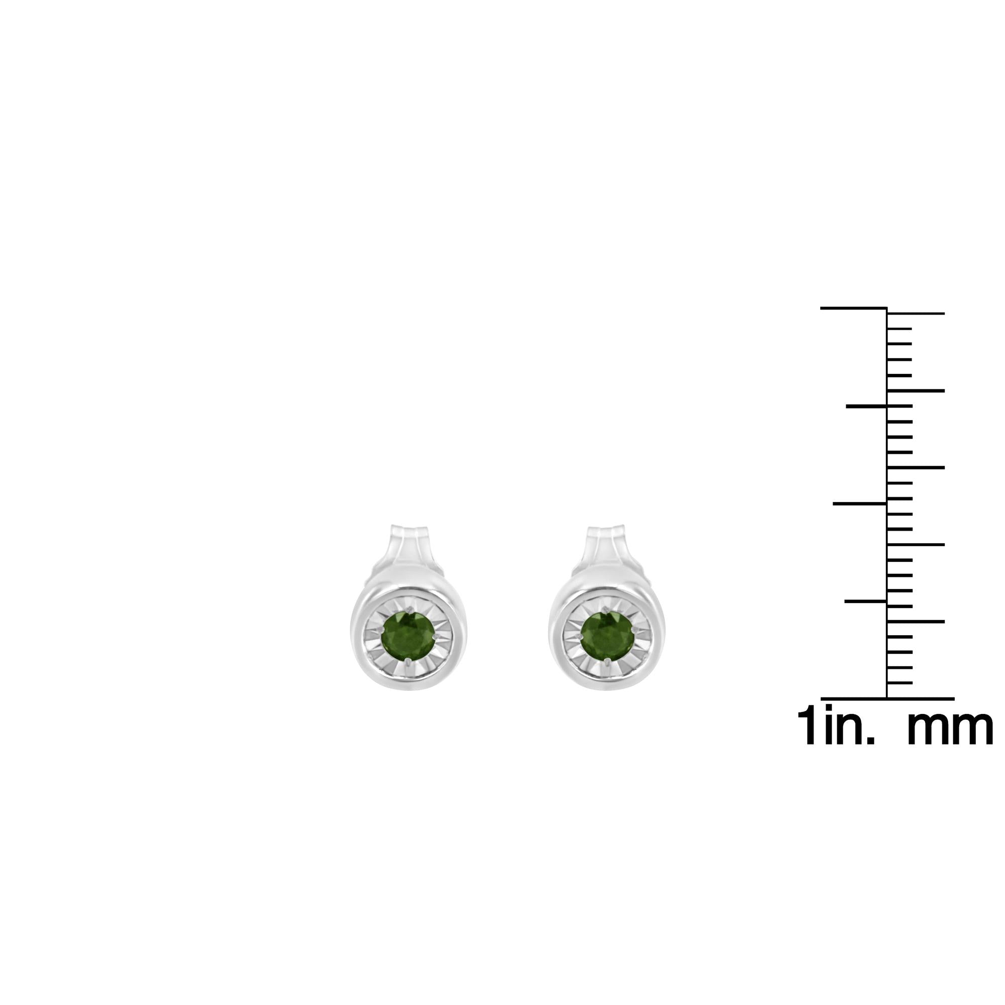 .925 Sterling Silver 1/5 Cttw Round Brilliant-Cut Green Diamond Miracle-Set Stud Earrings (Fancy Color-Enhanced, I1-I2 C