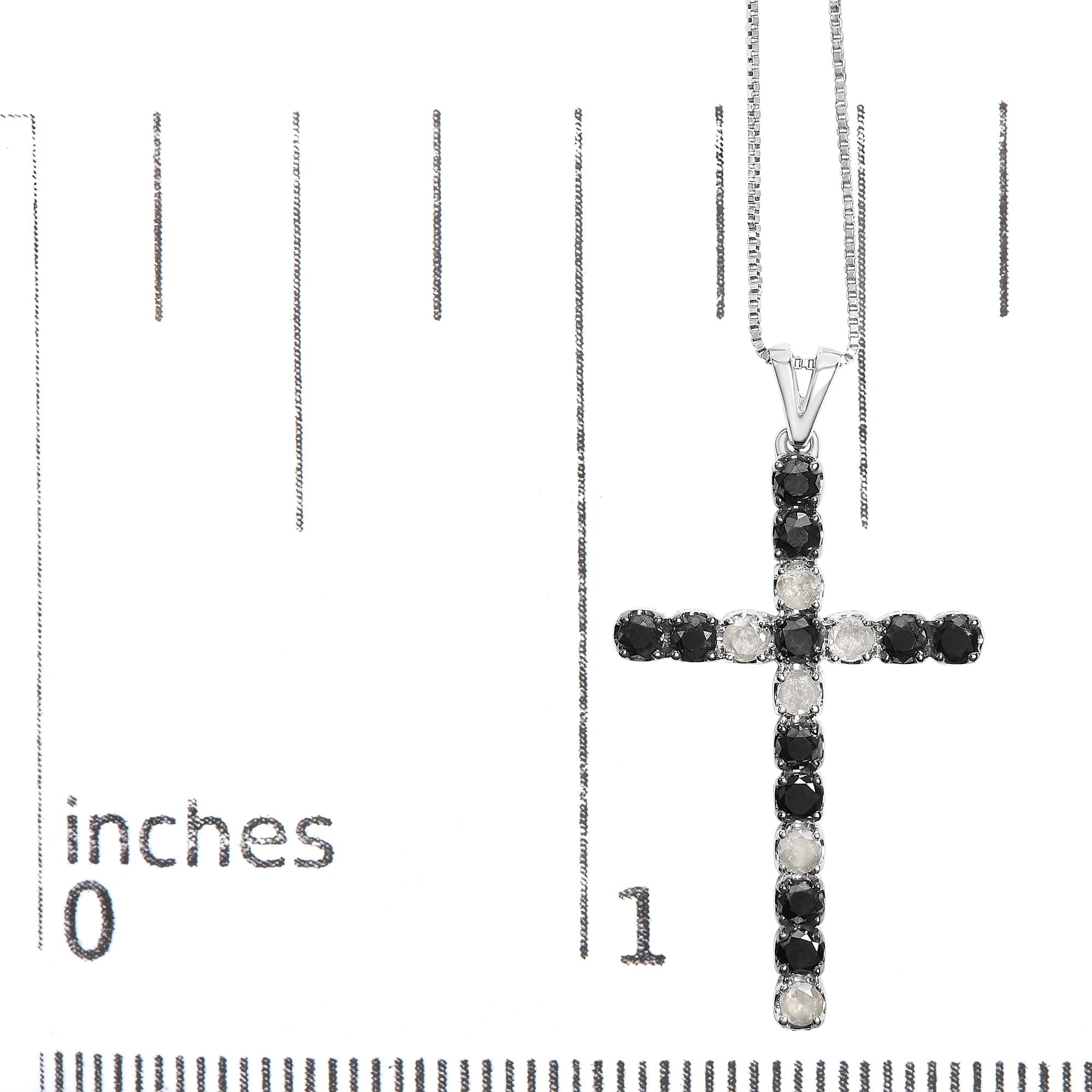 .925 Sterling Silver 1.0 Cttw Black and White Diamond Alternating Classic Cross 18" Pendant Necklace (Black/I-J Color, I