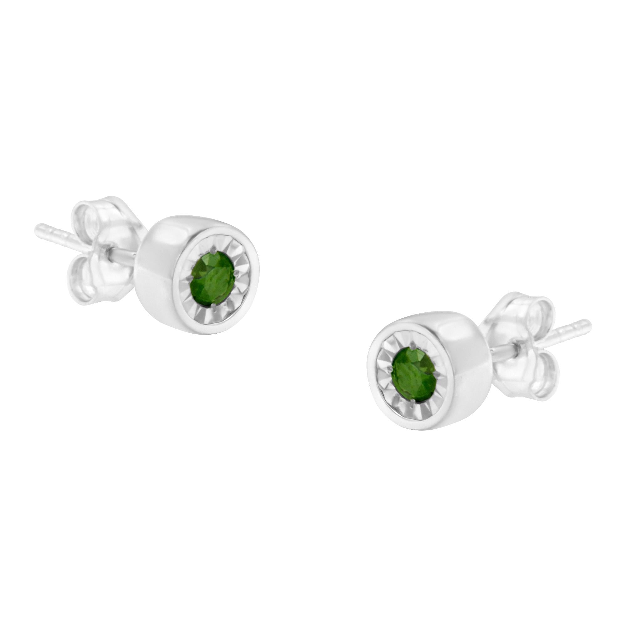 .925 Sterling Silver 1/5 Cttw Round Brilliant-Cut Green Diamond Miracle-Set Stud Earrings (Fancy Color-Enhanced, I1-I2 C